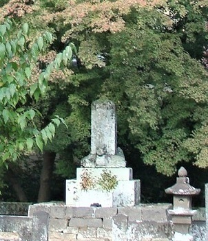 09(43-1702)(00)正観寺 (13)菊池武光墓.JPG
