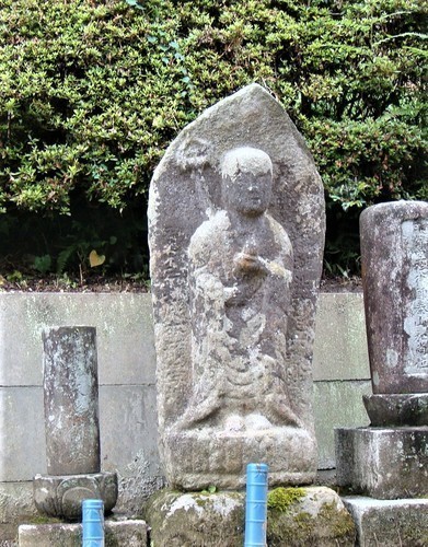 ３地蔵石像（２４－１２４３）光明寺 (9).JPG