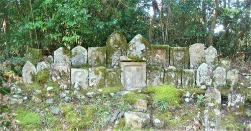 ７石仏群（２６－６７０５５）西小墓地 (2).JPG