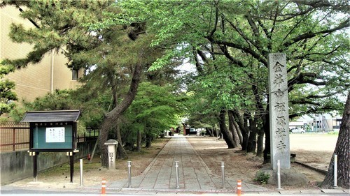 １参道入口（２３－１１１５）（００）禅源寺 (2).JPG