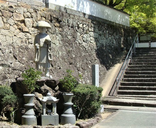 ５弘法大師像（３８－２７０２）仏木寺 (13).JPG