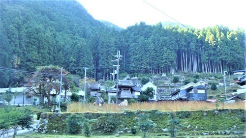 1龍泉寺遠景(29-833)龍泉寺 (1).JPG