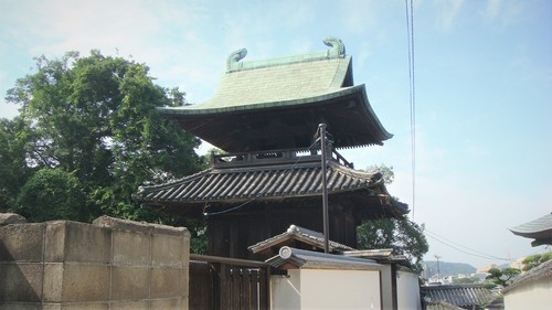 １０鶴形山の鐘楼（３３－１５１２）観龍寺   (2).JPG