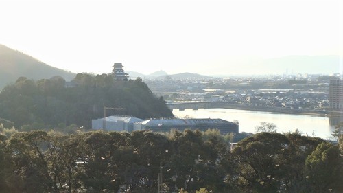 ５犬山城と木曽川（２３－０１０３）大聖寺 (17).JPG