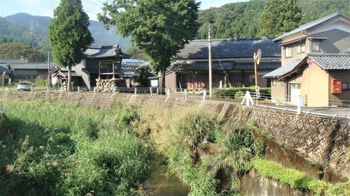 ２湯尾谷川（１８－１１０７）妙法寺 (4).JPG