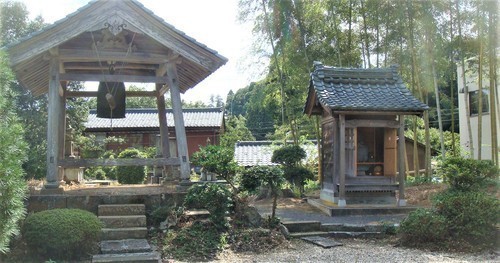 4鐘楼と地蔵堂(18-1206)等覚寺 (7).JPG