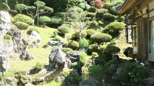 ７庭園（２８－６５２７）比曽寺 (13).JPG