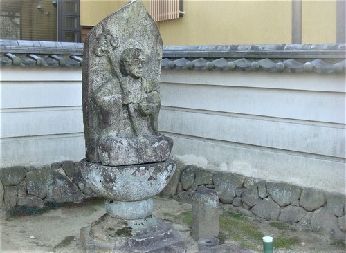 3山門脇の地蔵尊(23-4006)退休寺 (9).JPG