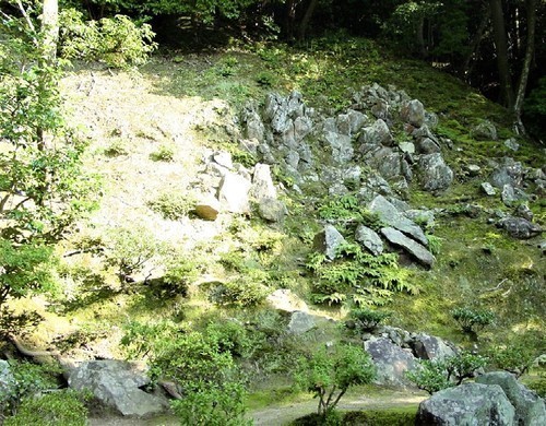 8(26-109)(00)銀閣寺漱蘇亭石組.jpg