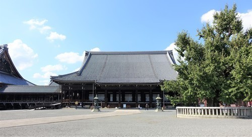 ７DSC00498西本願寺 (102)阿弥陀堂.JPG