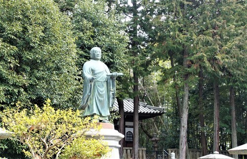 ２５日蓮聖人像（２６－５０２０）宝塔寺 (62).JPG