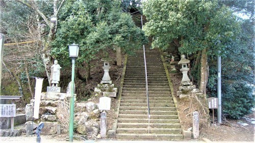 ３２大師山中腹境内へ（２８－６５３１）温泉寺 (61).JPG