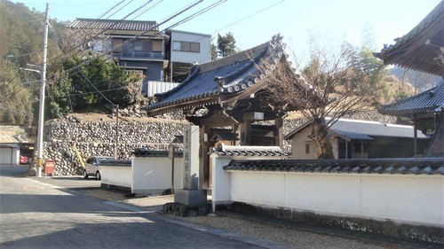 3山門(29-863)遍照寺 (2).JPG
