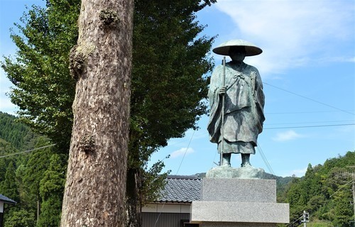 ８親鸞聖人像（１８－１２０７）円福寺 (7).JPG