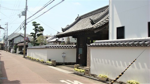 2山門(28-3113)専称寺 (1).JPG