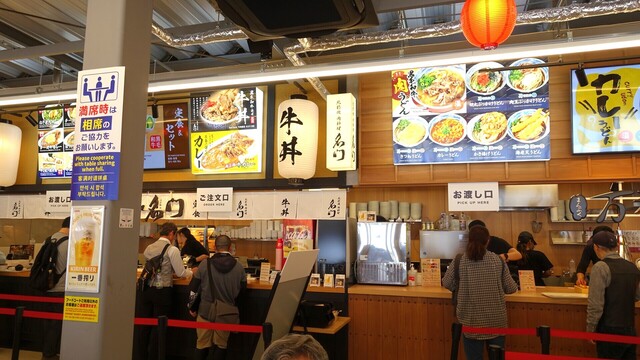 1フードコートDSC04329.JPG