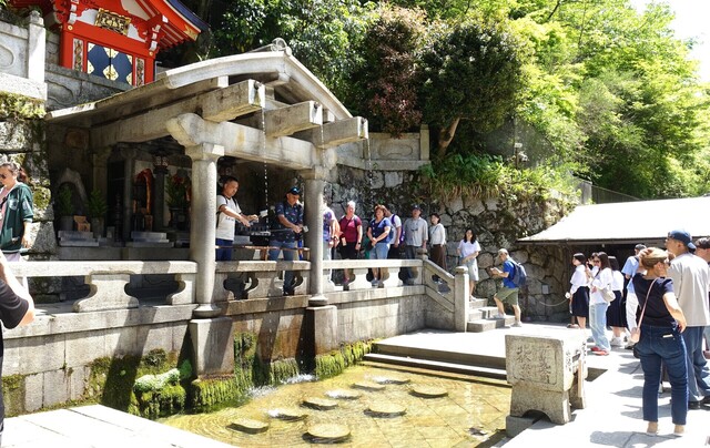 １３音羽の滝DSC05518清水寺 (125).JPG