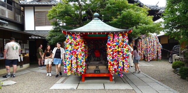 2くくり猿が溢れているDSC07185金剛寺 (6).JPG