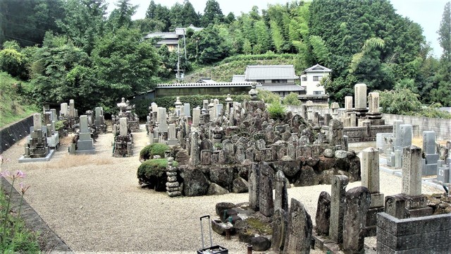 3北野墓地(29-174)北野墓地十三仏板碑 (1).JPG