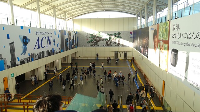 3地下鉄夢洲駅DSC04493.JPG